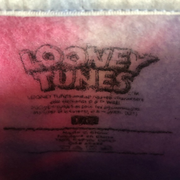 Looney Tunes sweater - Picture 3 of 3